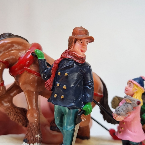 Festive Horse and Sleigh Toy Set - Picture 6 of 14